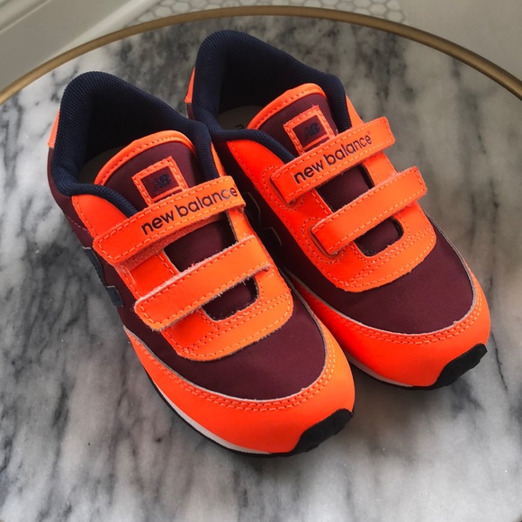 *NIB* New Balance Kids 574 sneakers - Picture 2 of 7